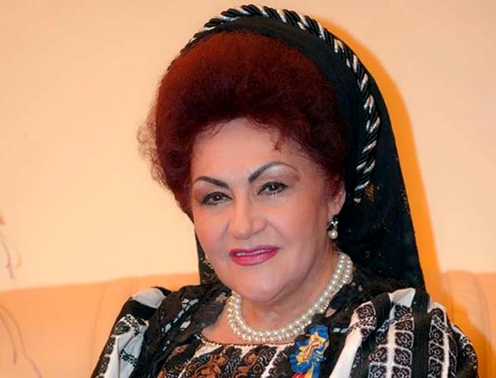 
    Elena Merișoreanu este o obişnuită a cabinetelor de esteticăFoto: arhivă personală  