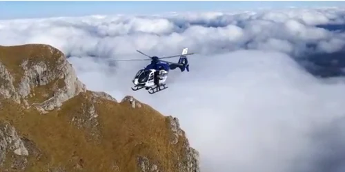 intrervenţie elicopter accident montan foto salvamont busteni