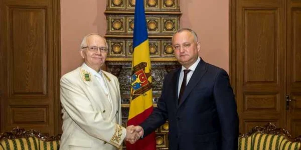 Igor Dodon si Farit Muhametsin foto presedinte.md