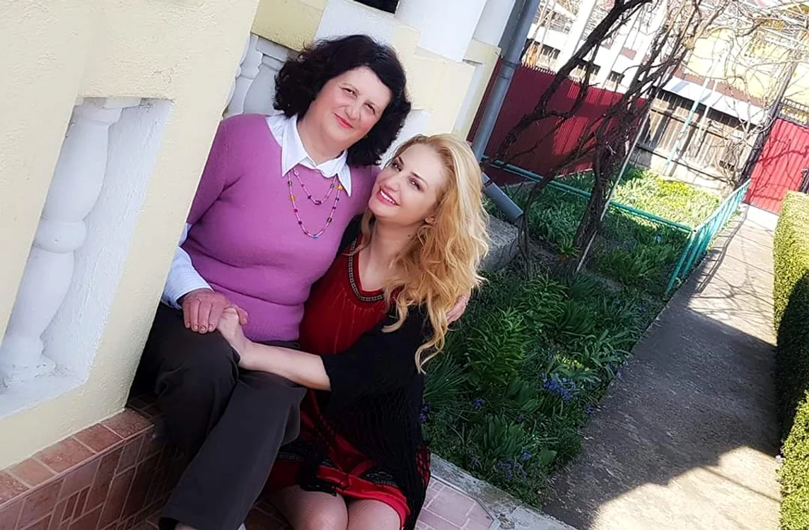 Julia Chelaru ar fi vrut să facă Paștele la mama, în Piatra Neamț 