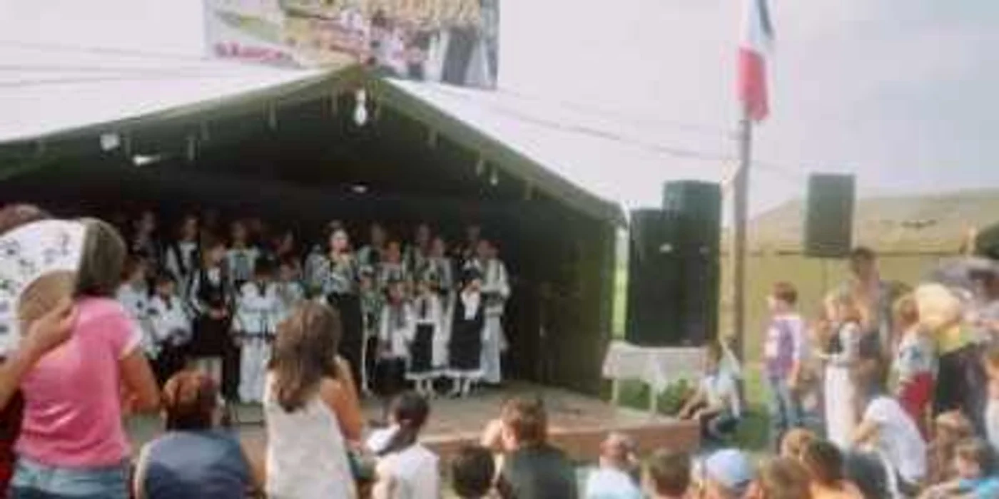 Alba Iulia: Festival de tradiţii populare la Rădeşti
