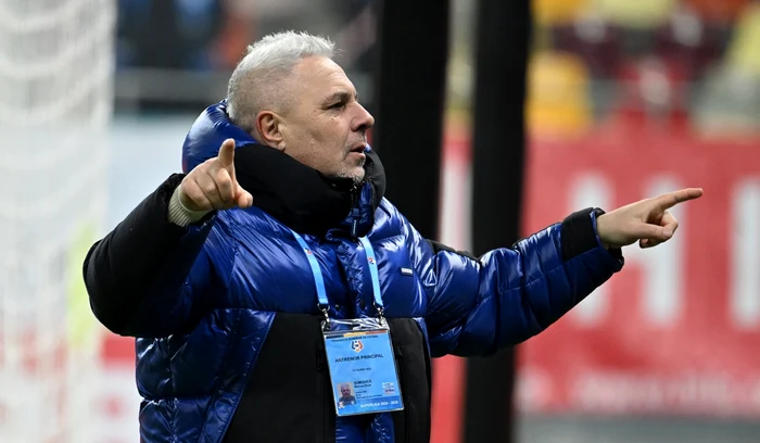 Marius Șumudică, urmărit de tensiuni la Rapid (FOTO: Sportpictures)
