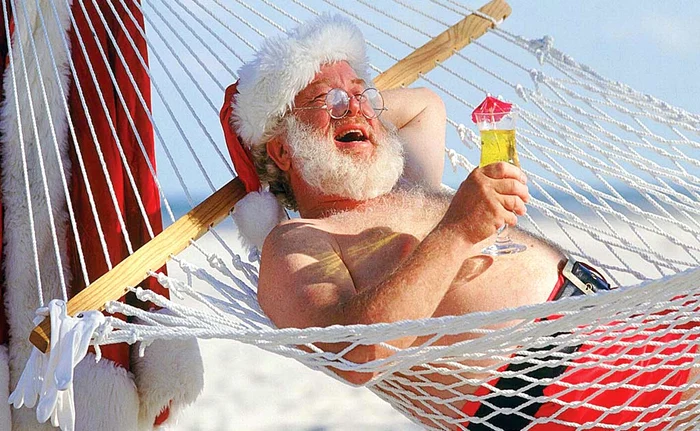 Când e liber, Moş Crăciun se bronzează în ţările calde