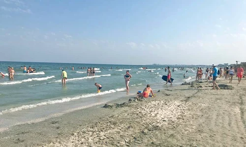 Apa mării a avut, în ultimele zile, 28 de grade Celsius jpeg