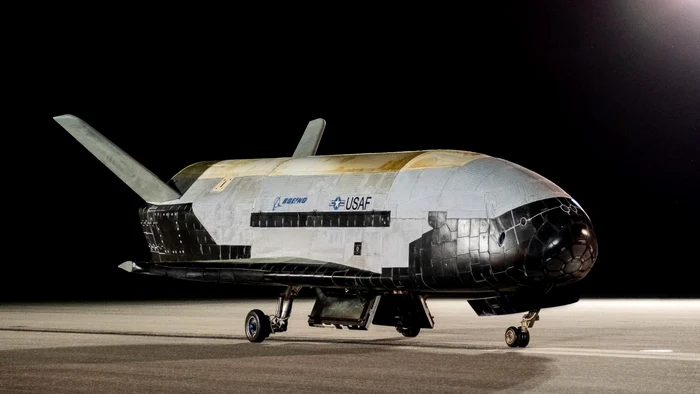 Drona X-37B