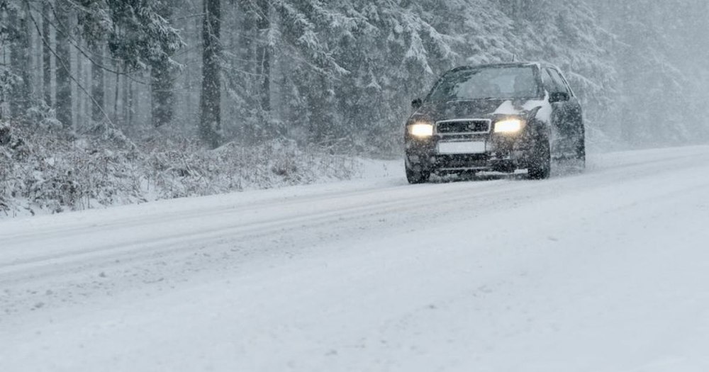 Cum îți pregătești corect mașina pentru iarnă. Sfaturile esențiale ale specialiștilor auto  