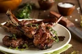 carne oaie miel istock jpg