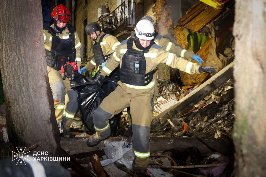 Zelenski acuză lipsa avertismentelor occidentale înaintea atacului rusesc asupra Kievului. Cinci rachete au lovit infrastructura civilă