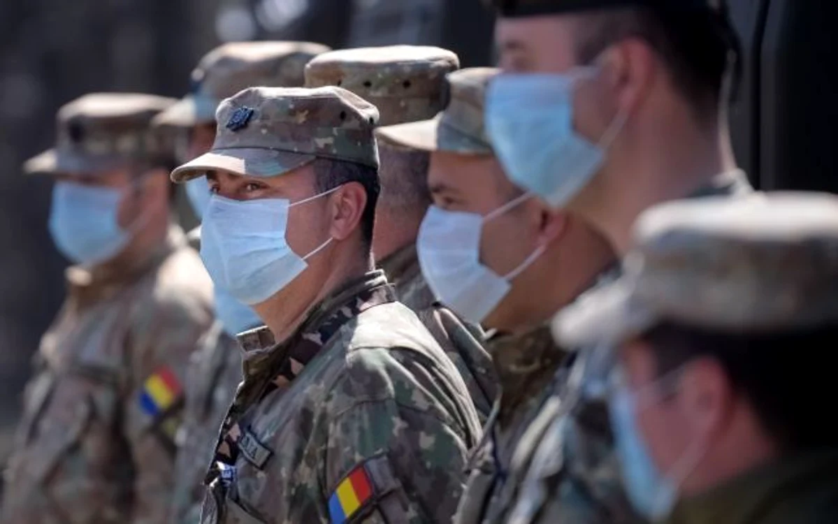 Militarii patrulează pe străzile din România alături de polițiști și jandarmi