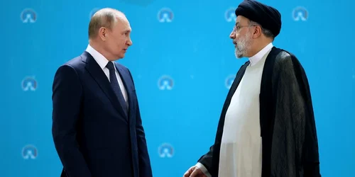 Vladimir Putin in discutie cu Ebrahim Raisi FOTO EPA EFE jpg