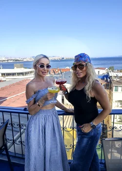Sonia Trifan și Jasmine au petrecut la Istanbul, de ziua dansatoarei de belly dance foto: arhivă personală 