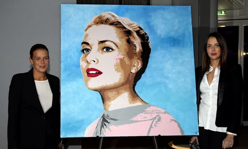 fiica lui stephanie de monaco2 jpeg