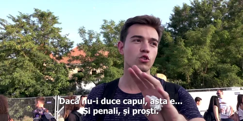 Ce
părere au tinerii de la Electric Castle despre clasa politică:
„Suntem atei şi nu credem că Dragnea e Dumnezeu”