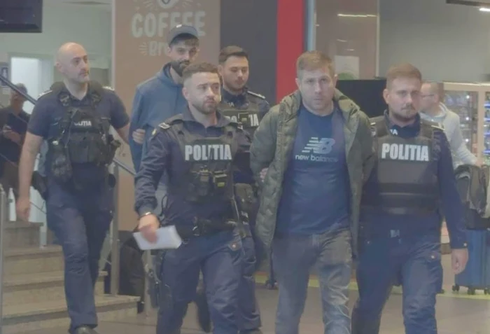 Rețineri pe Aeroportul Băneasa FOTO: News.ro