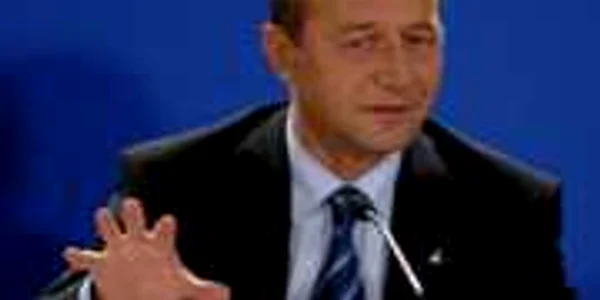 Preşedintele continuă războiul cu presa: ''Unii ziarişti îşi denigrează propria ţară şi propriul stat"