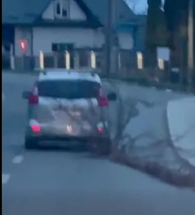 Incidentul a fost filmat în Bistrița, chiar de primar / foto: captura video