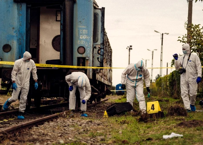 Tragedie pe calea ferată la Reșița: Un bărbat a murit după ce a fost lovit de tren. Moartea a fost violentă, iar criminaliștii fac cercetări