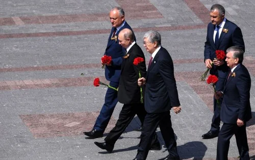 Igor Dodon si Vladimit Putin la parada de Moscova. FOTO Guliver-Gettyimages