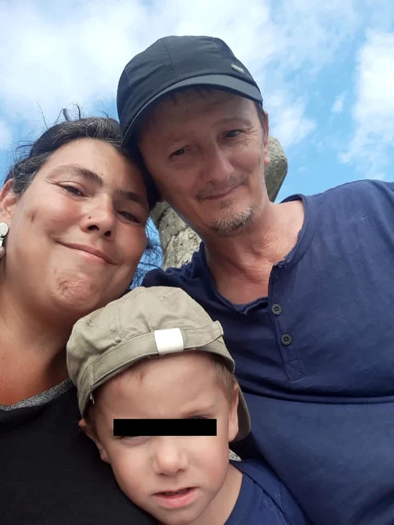 Ioana are o familie fericită