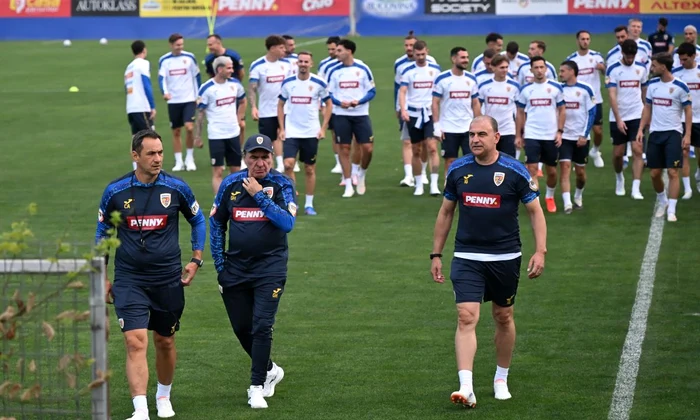 Gica Hagi antrenament jpg
