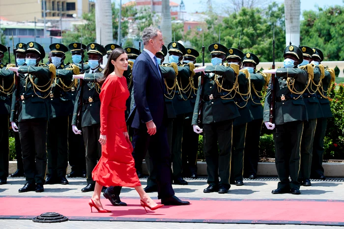 Regina Letizia și Regele Felipe al Spaniei, în ultima zi a vizitei oficiale în Angola (3) jpg