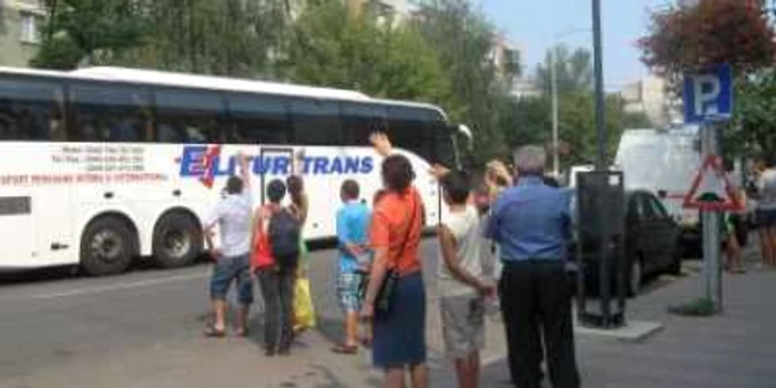 Slatina: Oltenii se întorc la muncă în Spania