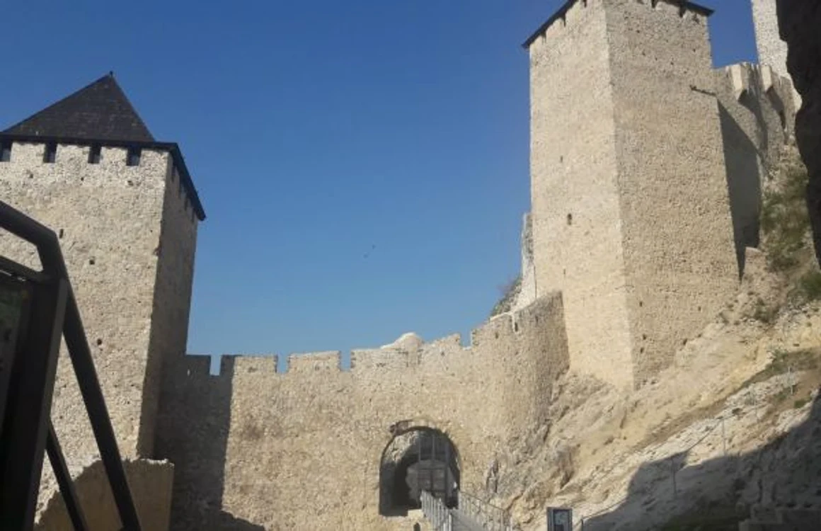 Cetatea Golubac FOTO Both