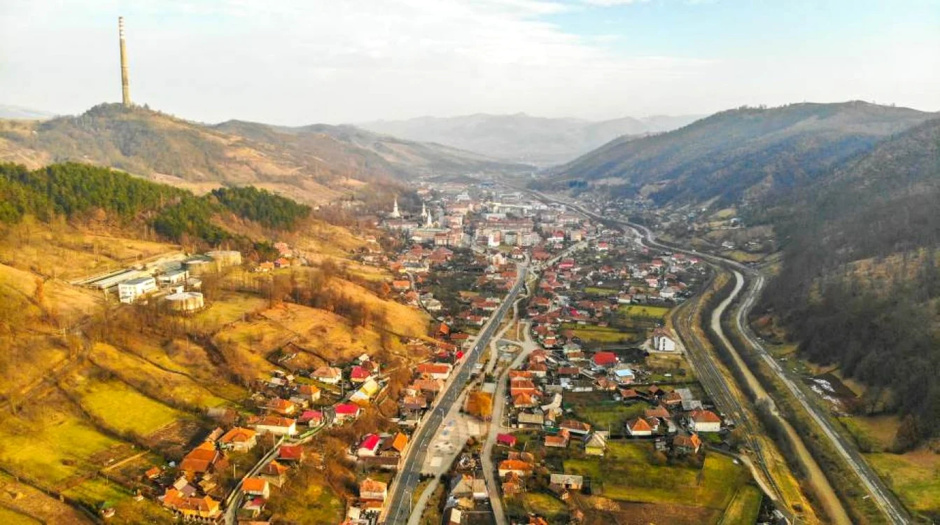 Imagine aeriană a oraşului Zlatna