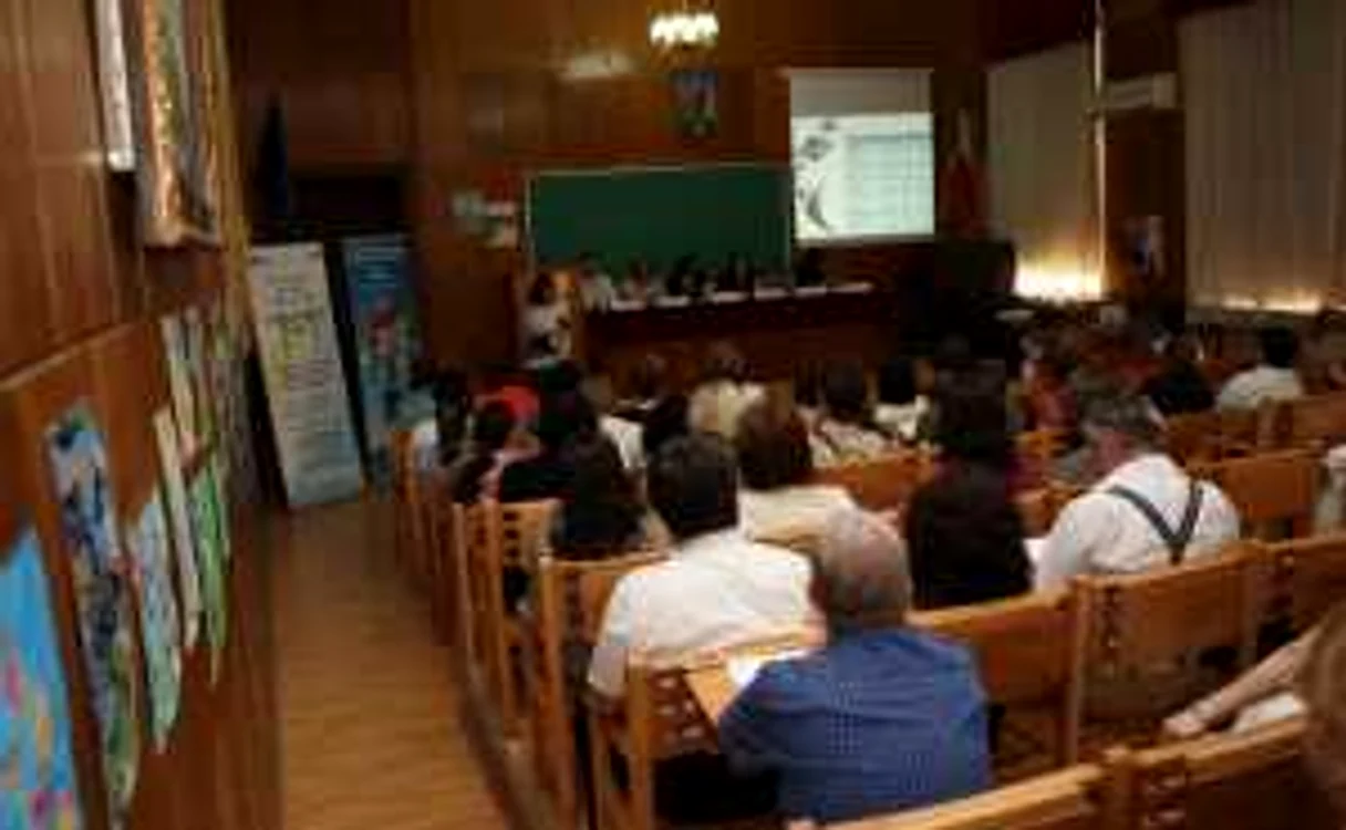 Evenimentul a fost găzduit de Colegiul Naţional „Mircea cel Bătrân“