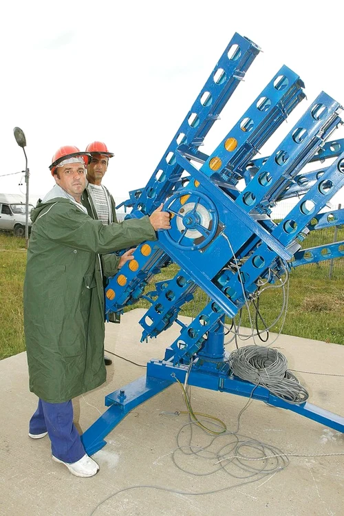 Așa arată lansatorul de proiectile