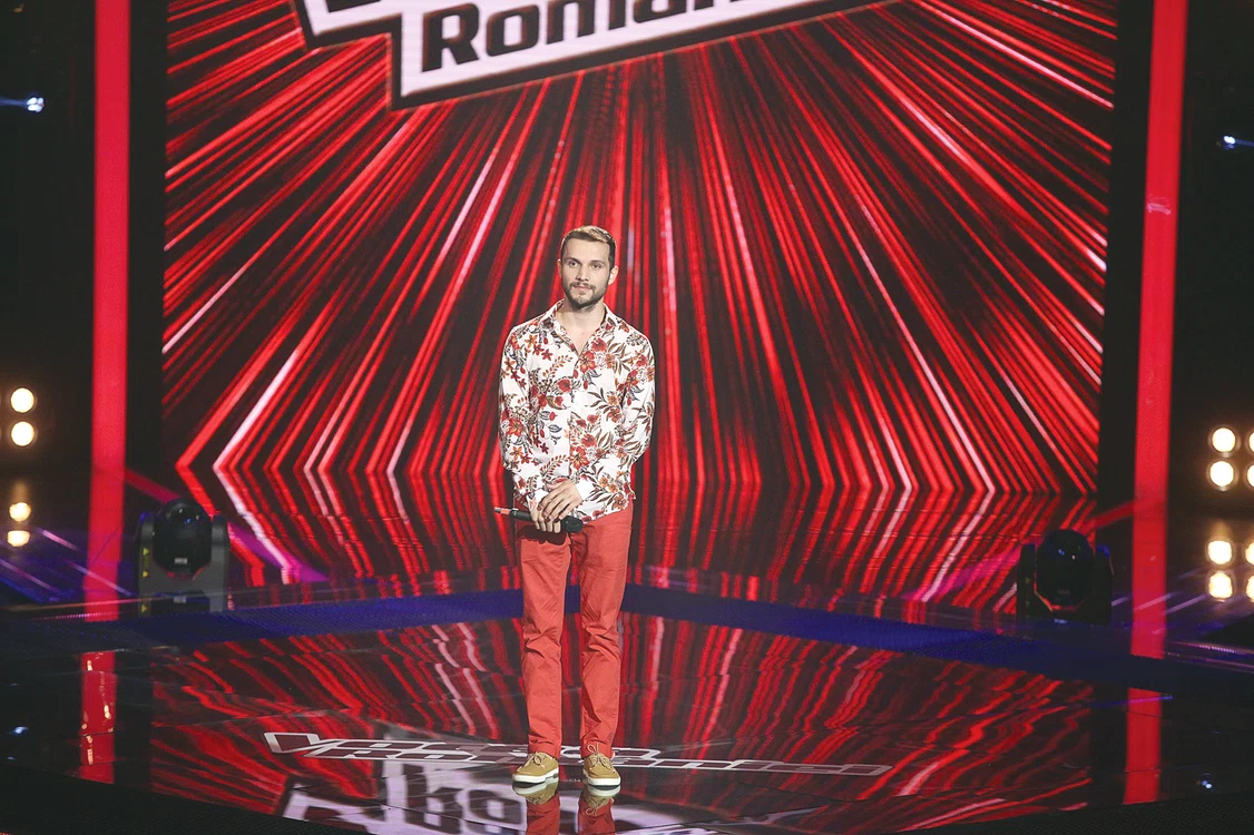 
    Andrei Vitan a  întors toate cele  patru scaune,  vineri, la PRO TV,  însă a ales să  facă parte din  echipa lui Moga   