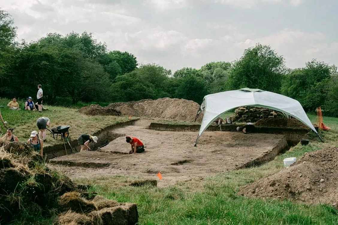 Săpături arheologice la Wall Câmp (© University of Birmingham)