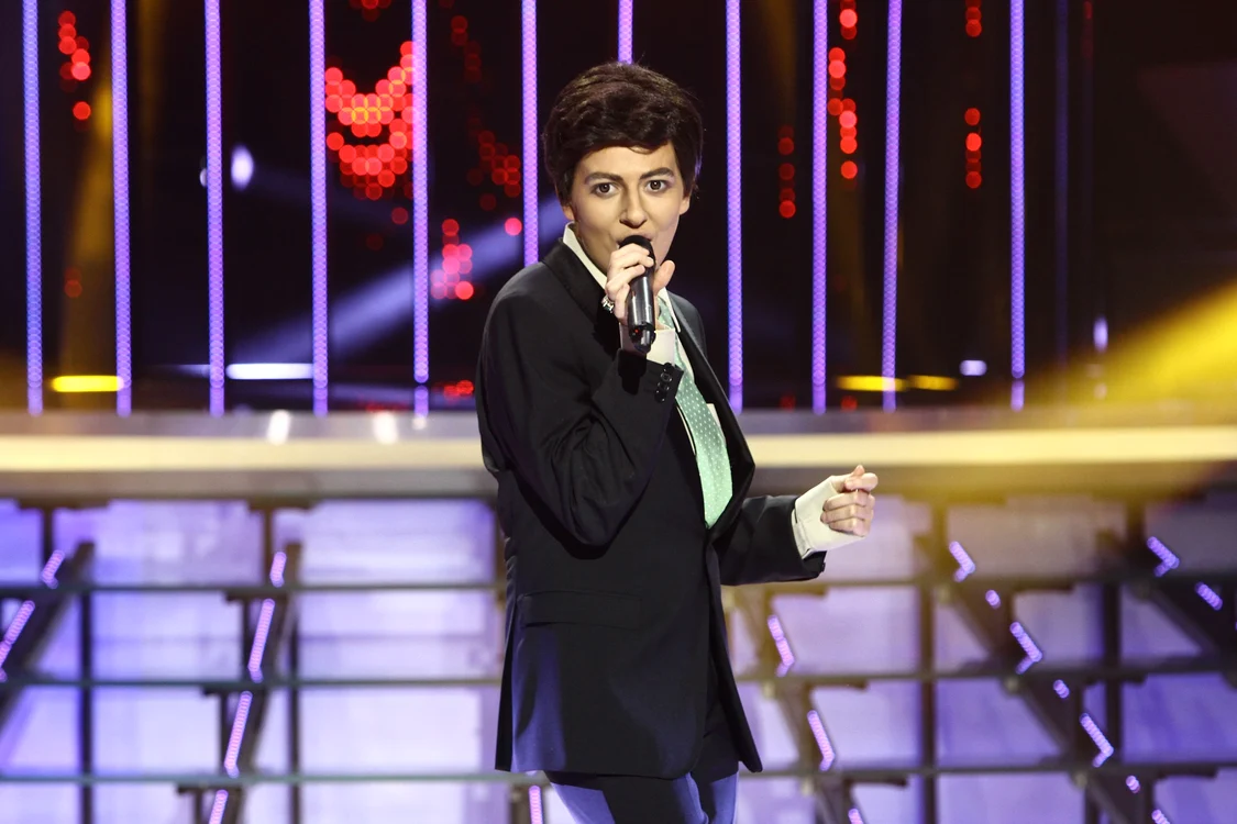 Solista adoră să interpreteze personaje masculine