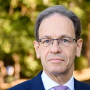 Ambasadorul Germaniei la Chişinău, Hubert Knirsch FOTO chisinau.diplo.de