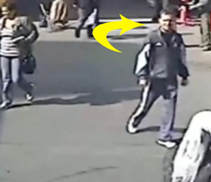 
    Bărbatul are aproximativ 1,80 m şi vârsta de 35-40 de ani.  