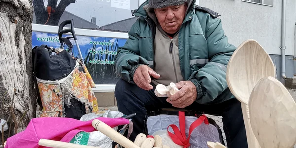 mesterul gheorghe barbu nu mai are cui sa vanda produsele   foto alina mitran3 jpg