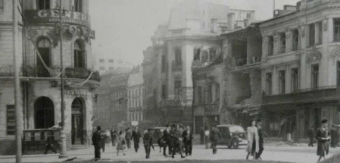 Calea Victoriei, Casa Capşa în dreapta