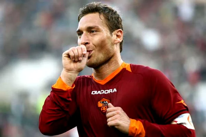 
    Totti, omul cu degetul în gură care nu ratează penaltyuri  