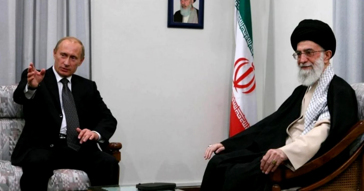 Vladimir Putin şi Ali Khamenei au avut o lungă relaţie de colaborare. FOTO: AFP