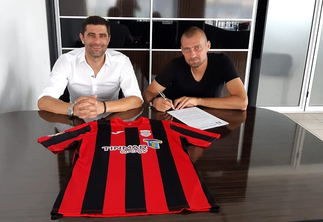 
    Gabi Tamaș a fost prezentat oficial la Astra GiurgiuFacebook / Astra Giurgiu  