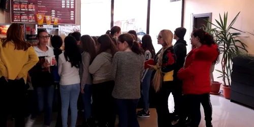 cu premianţii la cinematograf