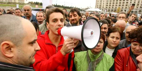 9 noiembrie - Mircea Badea acuză CNA că cenzurează libertatea de exprimare