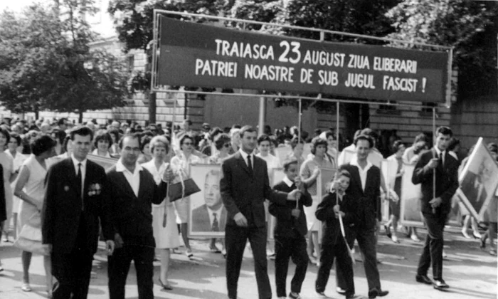 Defilare 23 August jpg