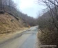 Drumul de pe Valea Cernei din Hunedoara  Foto Daniel Guță  ADEVĂRUL (30) jpg