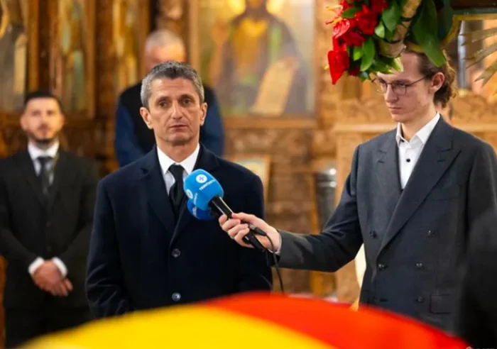 Răzvan Lucescu și-a luat rămas bun de la tatăl său cu un discurs emoționant. Foto: Basilica.ro
