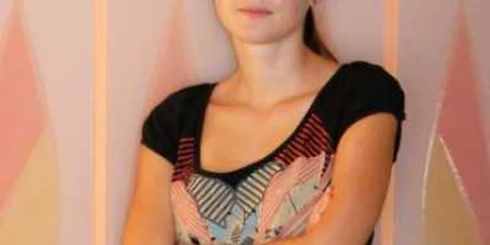 Alba Iulia: Cristina Bibolar cunoaşte oamenii prin intermediul artei