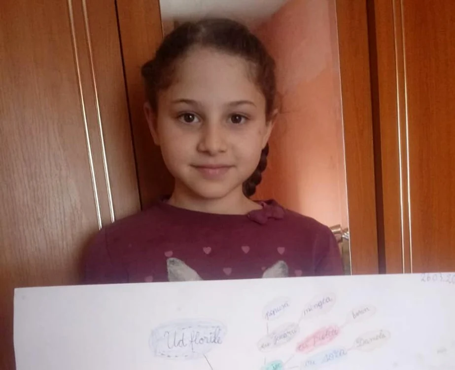 
    Colegii de la școală o plâng pe Georgiana  