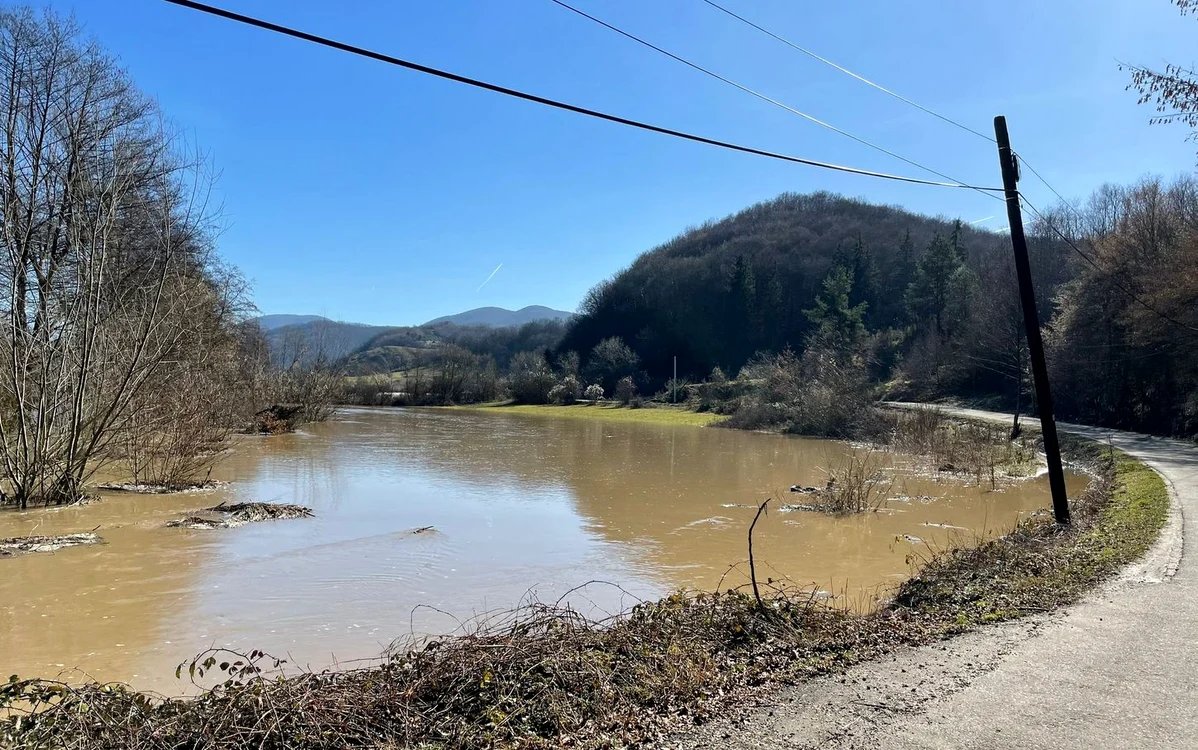 Inundații în bazinul hidrografic al Crișului Alb. Foto: Prefectura Hunedoara