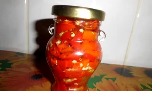 ardei iuti in ulei de masline jpeg