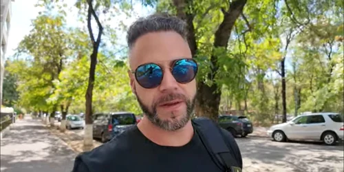 american mutat in bucuresti jpg